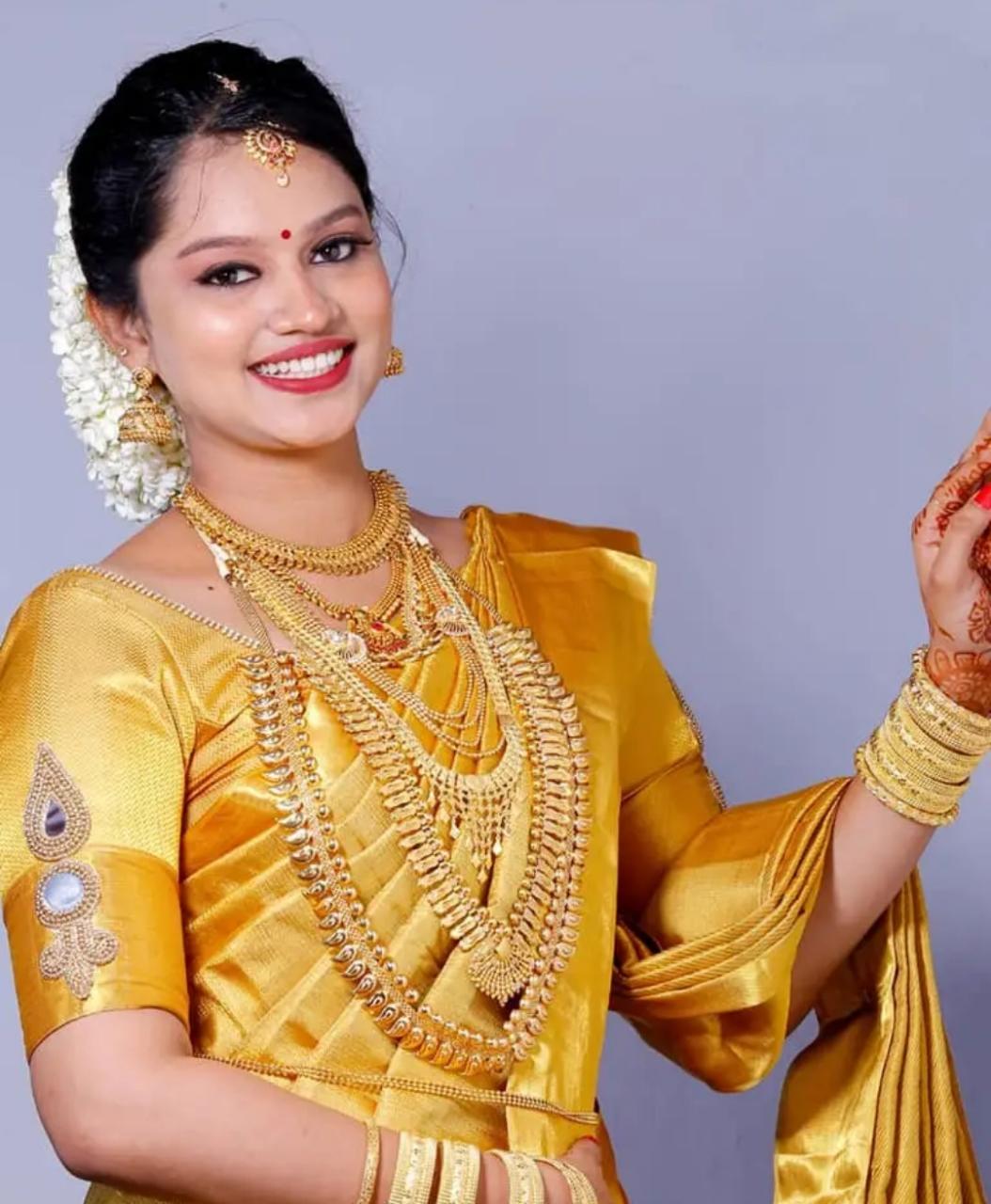 FEEL REVIVE BEAUTY SALON KADUTHURUTHY